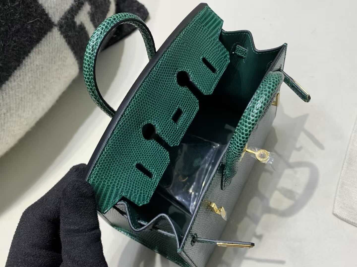 aeb1b0c1d2627ff76853814d2137c808_1749044738_4934.jpg