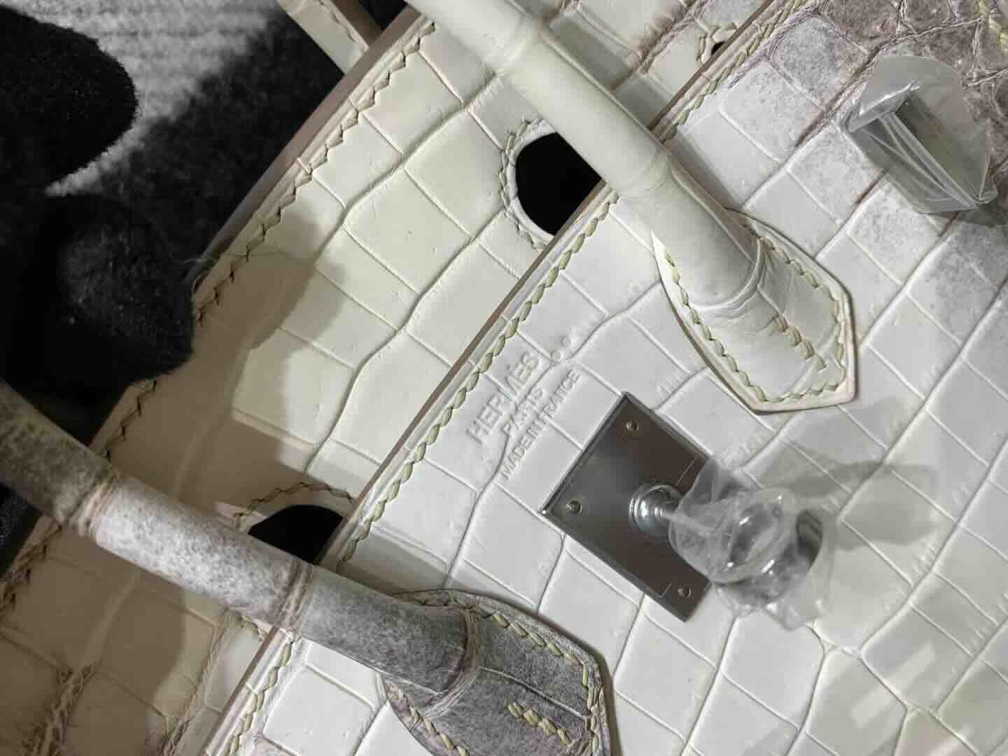 909fc1c11e1499b9916eb1b7d46022fb_1759204564_9819.jpg