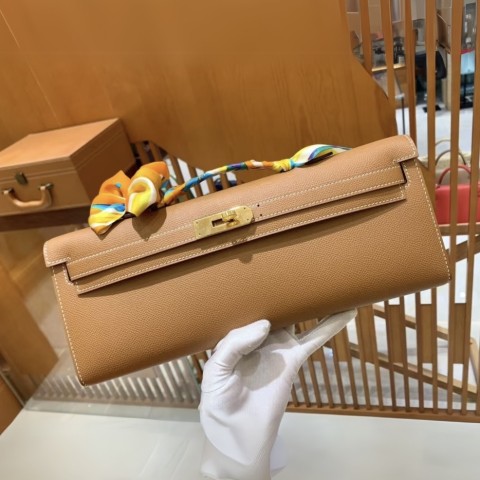 Hermès Kelly Cut Clutch Gold Epsom Leather with Gold Hardware
