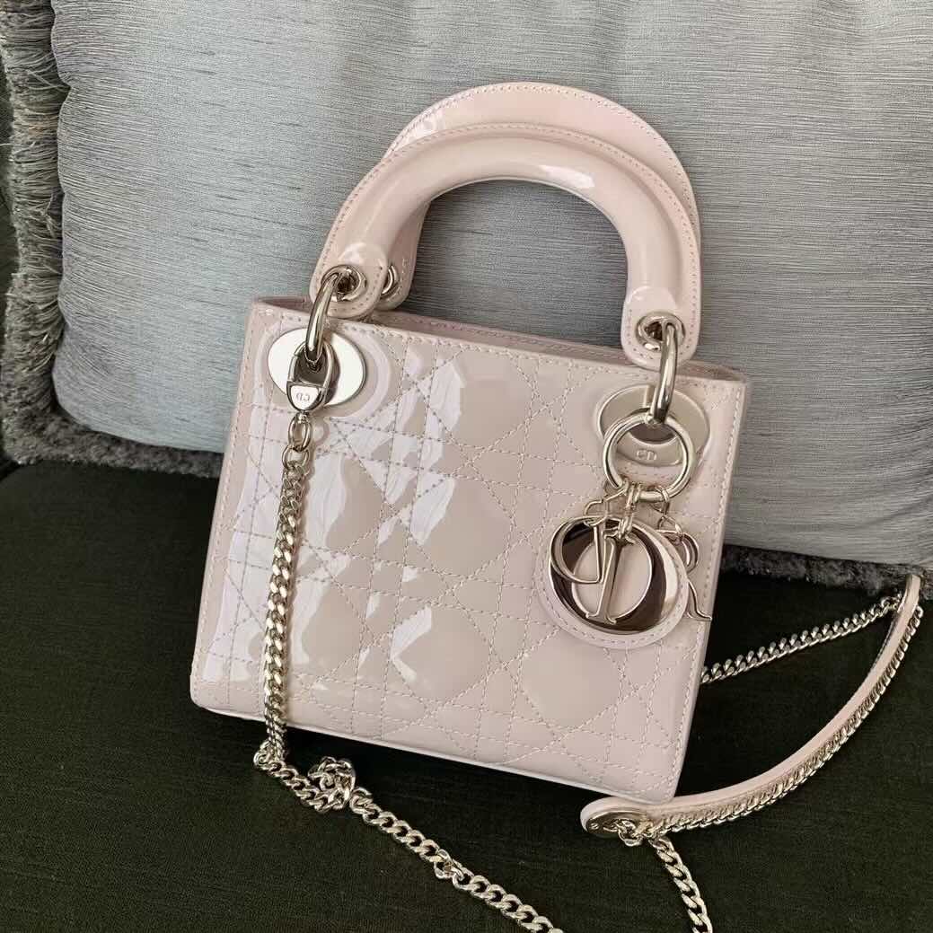 Dior Lady Dior Bag – Sakura Pink Lambskin (3 Grid, Size 17×15×7 cm)