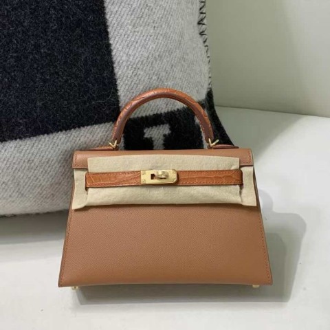 Hermès Kelly Mini II Touch in Gold Epsom and Alligator leather with gold hardware