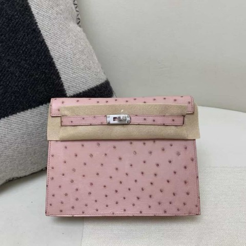 Hermès Danse in Rose Sakura ostrich leather with palladium hardware