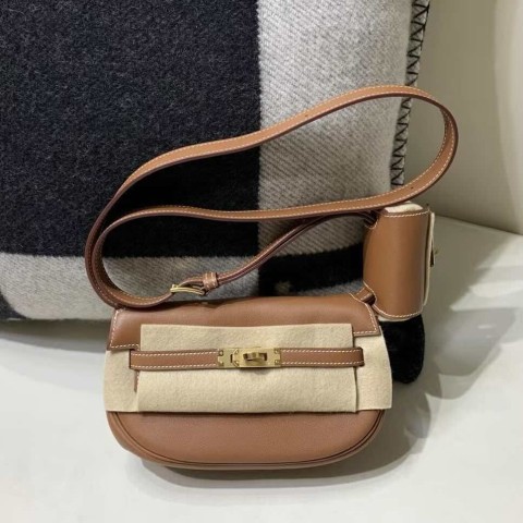 Hermès Kelly Moove Swift Gold Brown – Gold Hardware