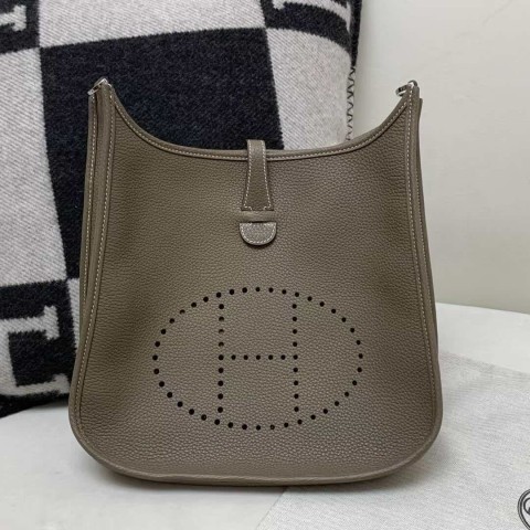 Hermès Evelyne 29 TC Etoupe – Palladium Hardware