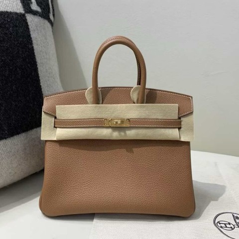 Hermès Birkin 25 Gold Clemence Leather with Gold Hardware