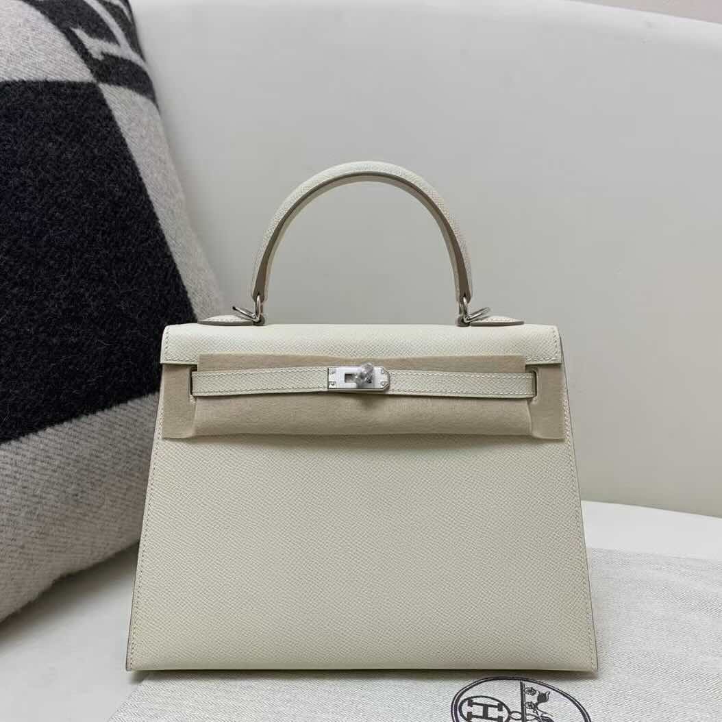Hermès Kelly 25 Sellier Epsom Craie with Palladium Hardware