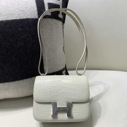 Hermès Mini Lindy 20