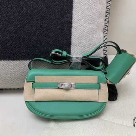 Hermès Kelly To Go Evercolor Menthe PHW