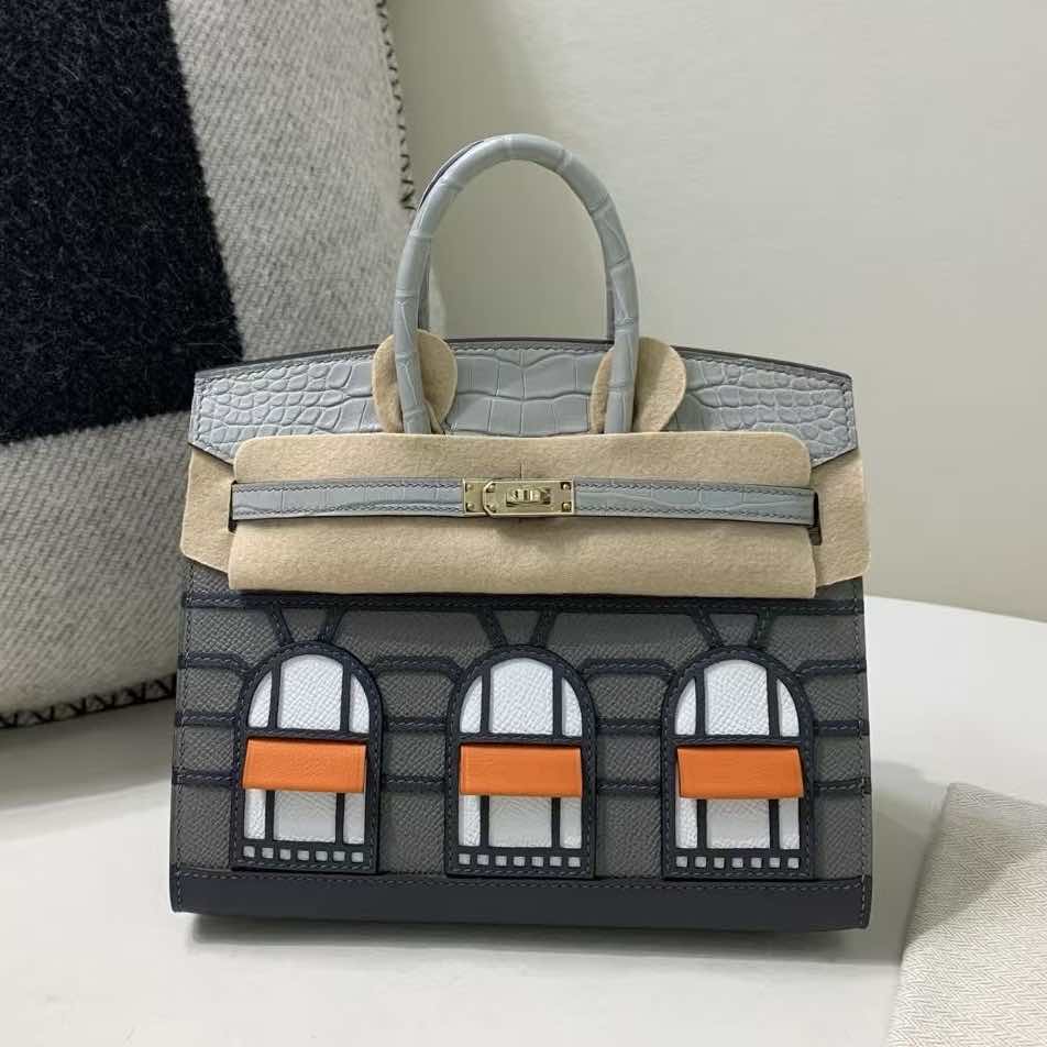 Hermès Birkin 20 Faubourg Sellier Limited Edition in Matte Alligator 