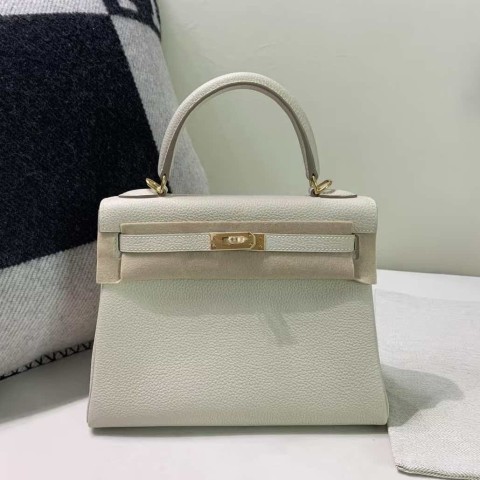 Hermès Kelly 25 Sellier Craie Togo Gold Hardware