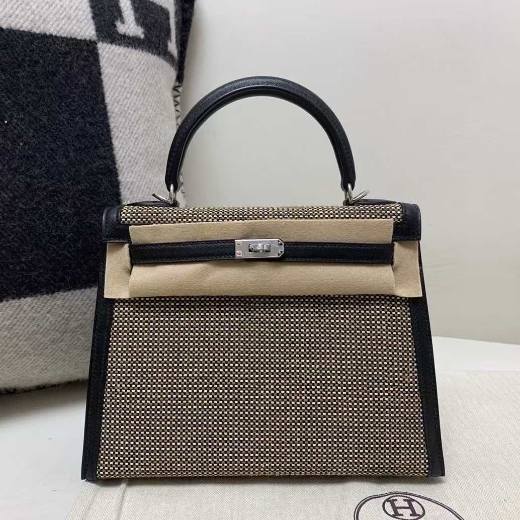 Hermès Kelly 25 Toile H and Swift Leather in Noir with Palladium Hardware