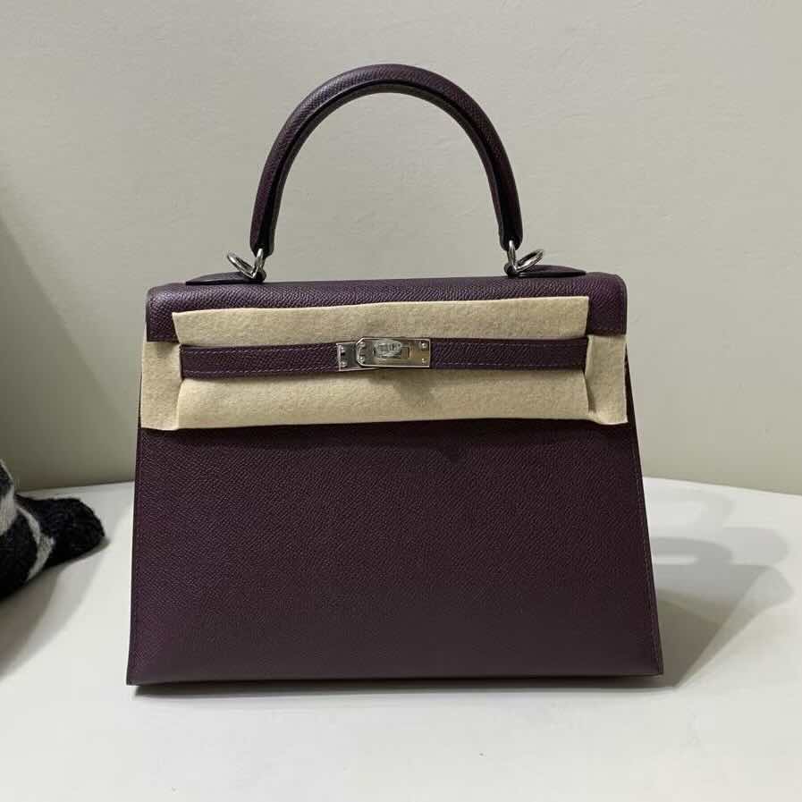 Hermès Kelly 25 Sellier in Epsom Leather, Raisin, Palladium Hardware