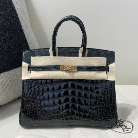 Hermès Birkin 25 in Shiny Porosus Crocodile, Noir, Gold Hardware