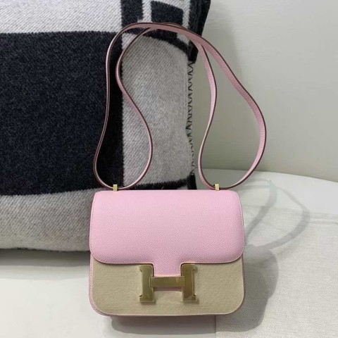 Hermès Constance 18 Rose Sakura Epsom Leather / Gold Hardware