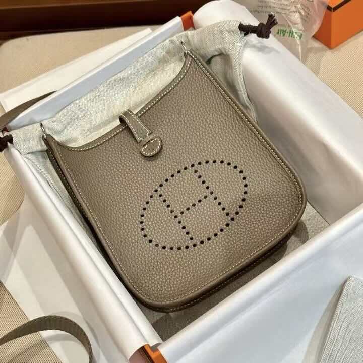 Hermès Evelyne 16 TC 18 Etoupe / Natural