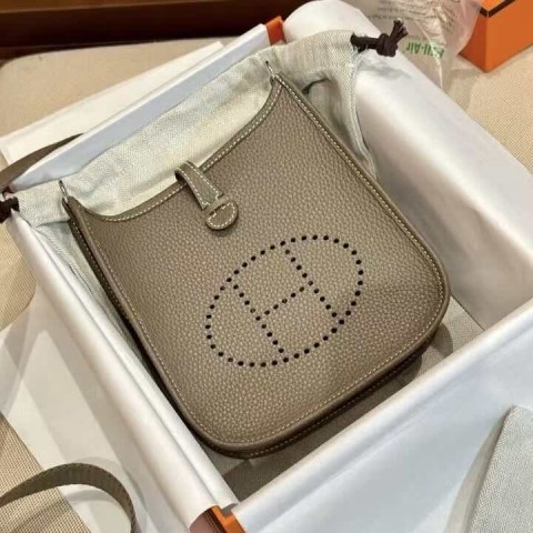 Hermès Evelyne 16 TC 18 Etoupe / Natural