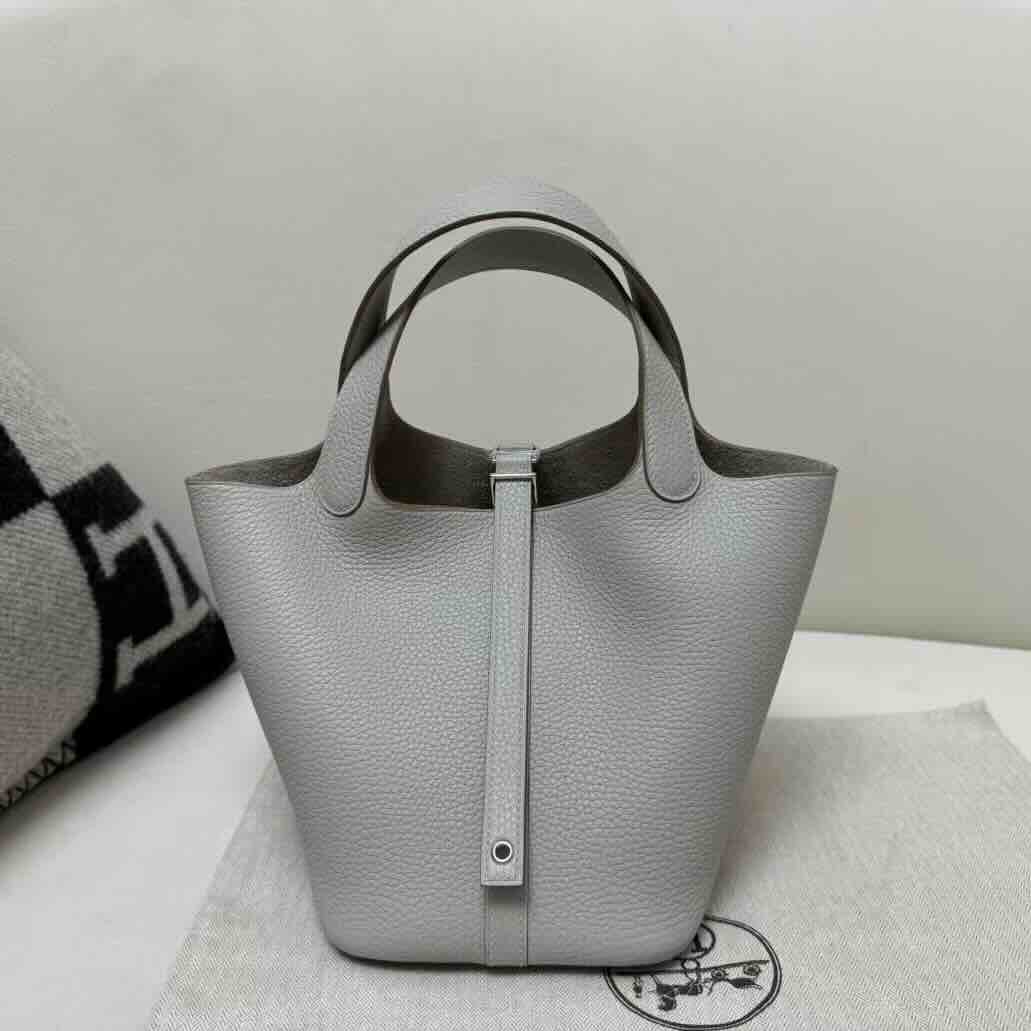 Hermès Picotin Lock 18 Clemence Gris Perle Palladium Hardware