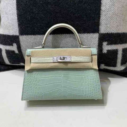Hermès Kelly 20 Mini II Alligator Matte Vert d’Eau & Light Mint Bicolor Palladium Hardware
