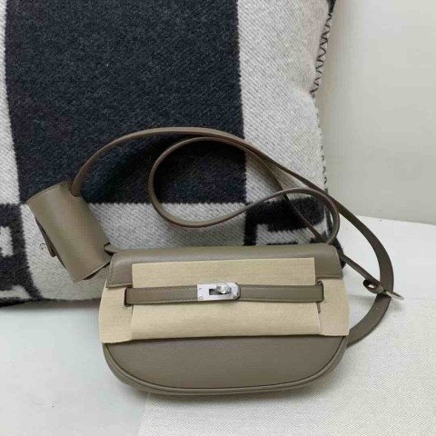 Hermès Kelly Moove Swift Étoupe Palladium Hardware