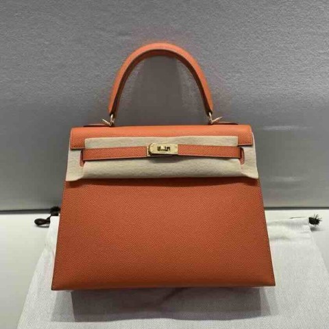 Hermès Kelly 25 Sellier Orange Epsom Leather / Gold Hardware