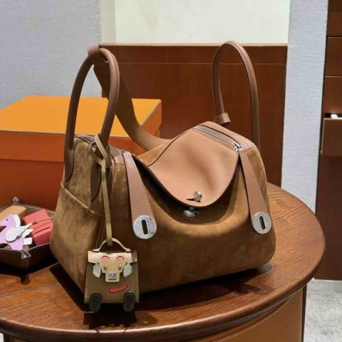 Hermès Lindy 30 Suede & Swift Gold / Gold Palladium Hardware
