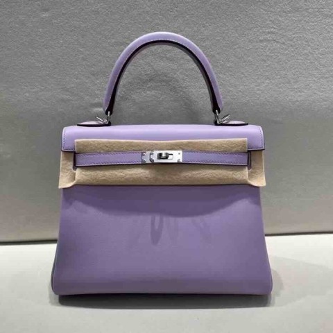 Hermès Kelly 25 Swift Lavender / Palladium Hardware