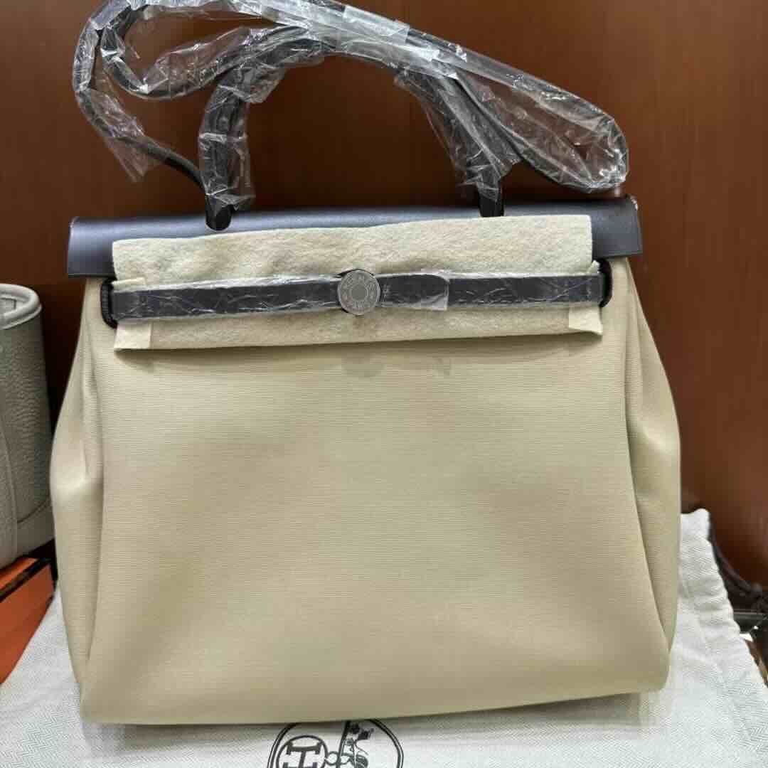Hermès Herbag 31 Trench Grey x Ébène Canvas & Leather / Palladium Hardware