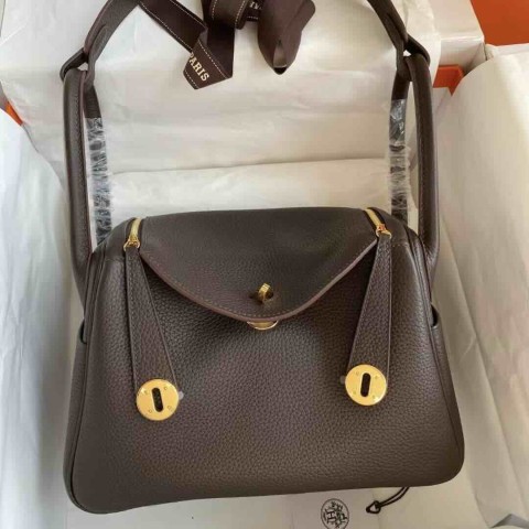 Hermès Lindy 26 Clemence Ebene / Gold Hardware