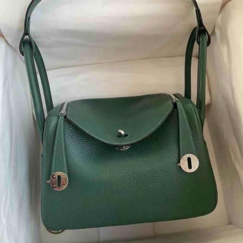 Hermès Lindy 26 Clemence Peacock Green / Palladium Hardware
