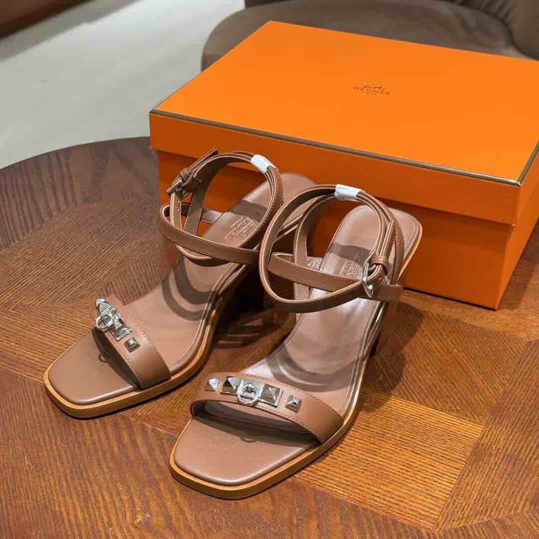 Hermès Medor Stud Heels Calfskin / Size 34–41
