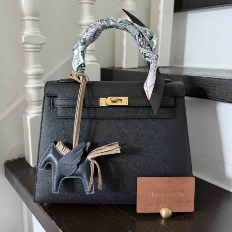 Hermès Kelly25 Epsom Noir x Gold Hardware