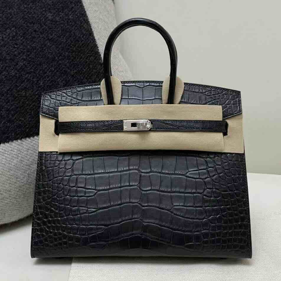 Hermès Birkin 25 Sellier Alligator Matte Noir with Palladium Hardware (In Stock)