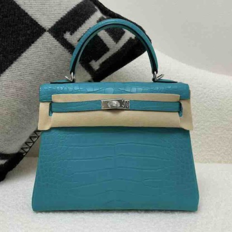 Hermès Kelly 25 Alligator Shiny Blue Paon (7F Peacock Blue) with Palladium Hardware