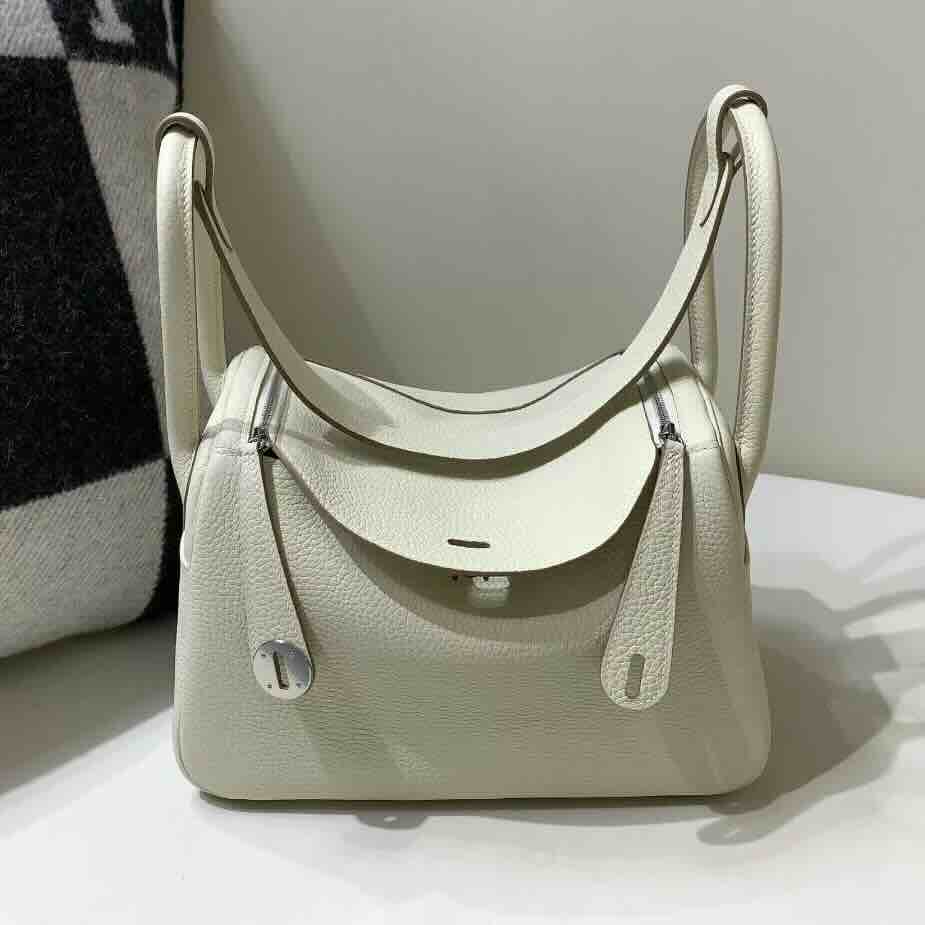 Hermès Lindy 26cm Clemence Craie x Palladium Hardware
