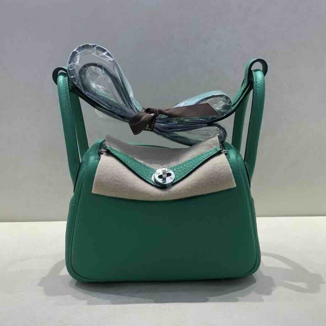 ermès Mini Lindy Clemence Mint Green (6W) x Palladium Hardware